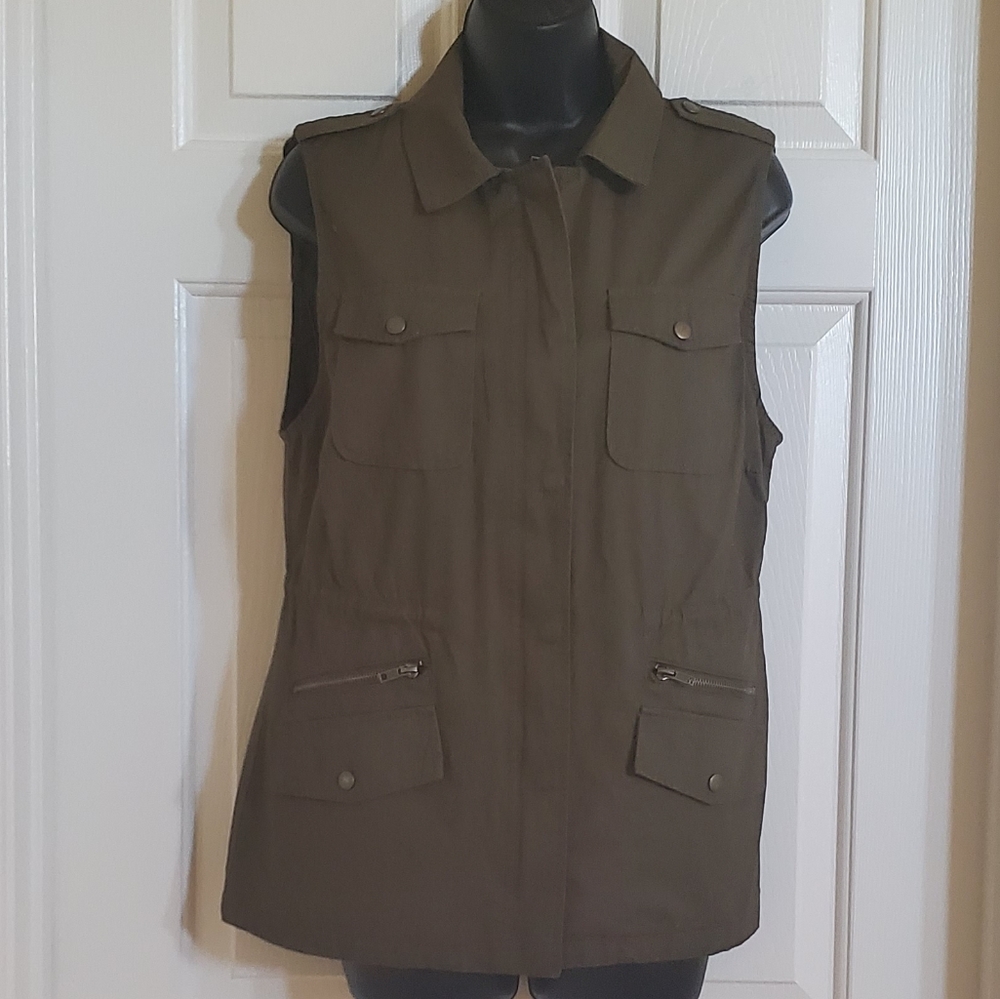 Green Utility Vest with Drawstring